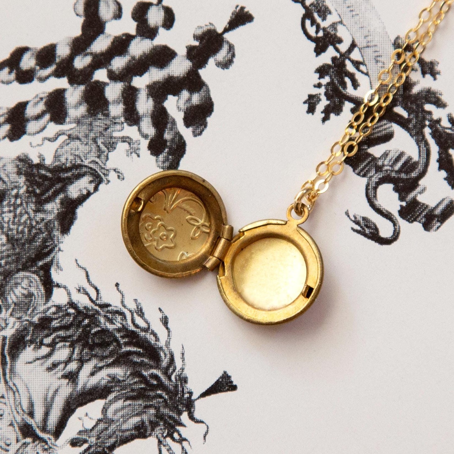 Vintage Mini Round Floral Locket Necklace
