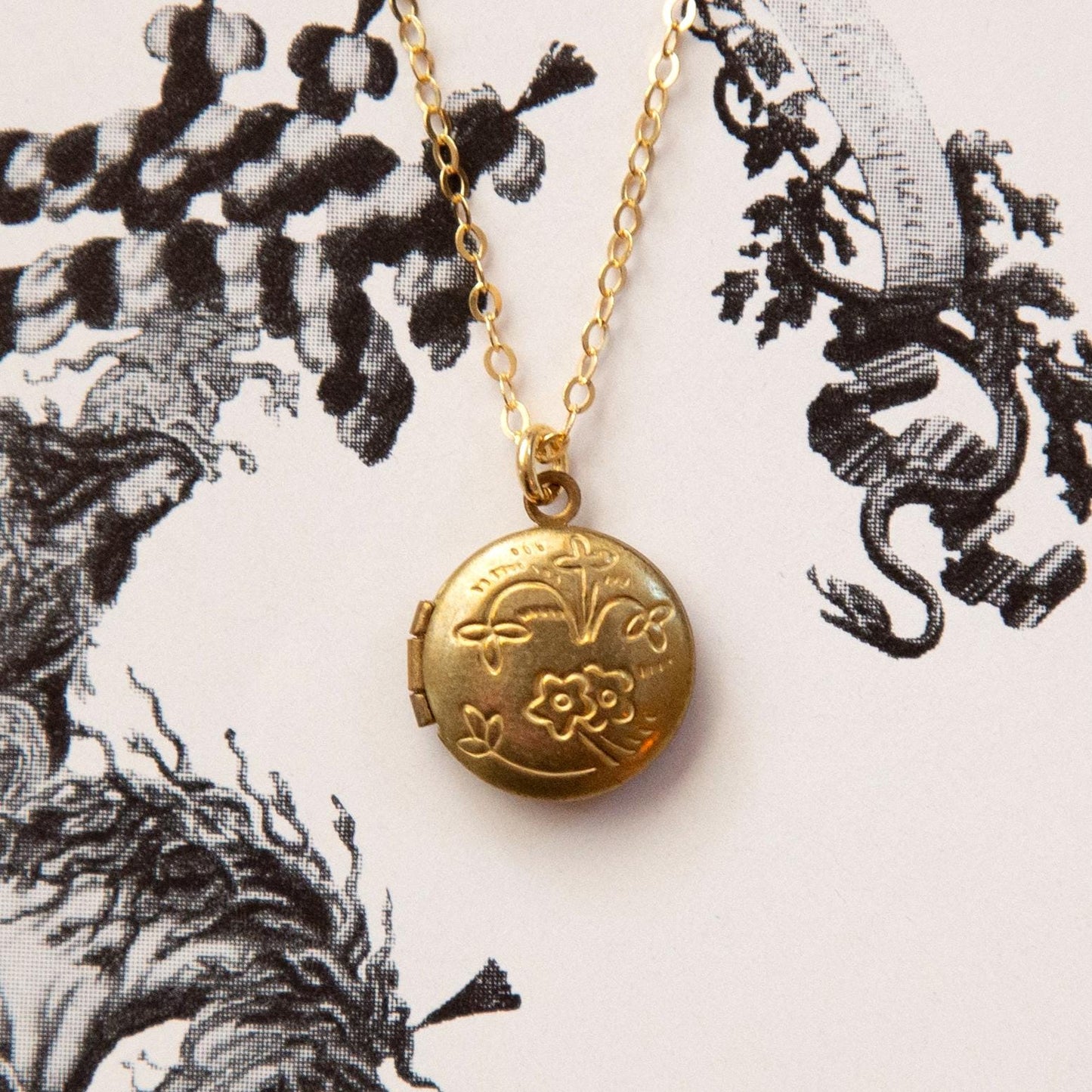 Vintage Mini Round Floral Locket Necklace