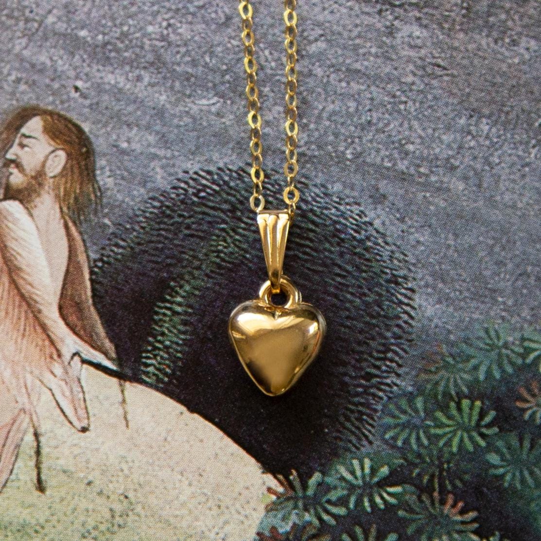 Vintage Mini Puff Heart Necklace