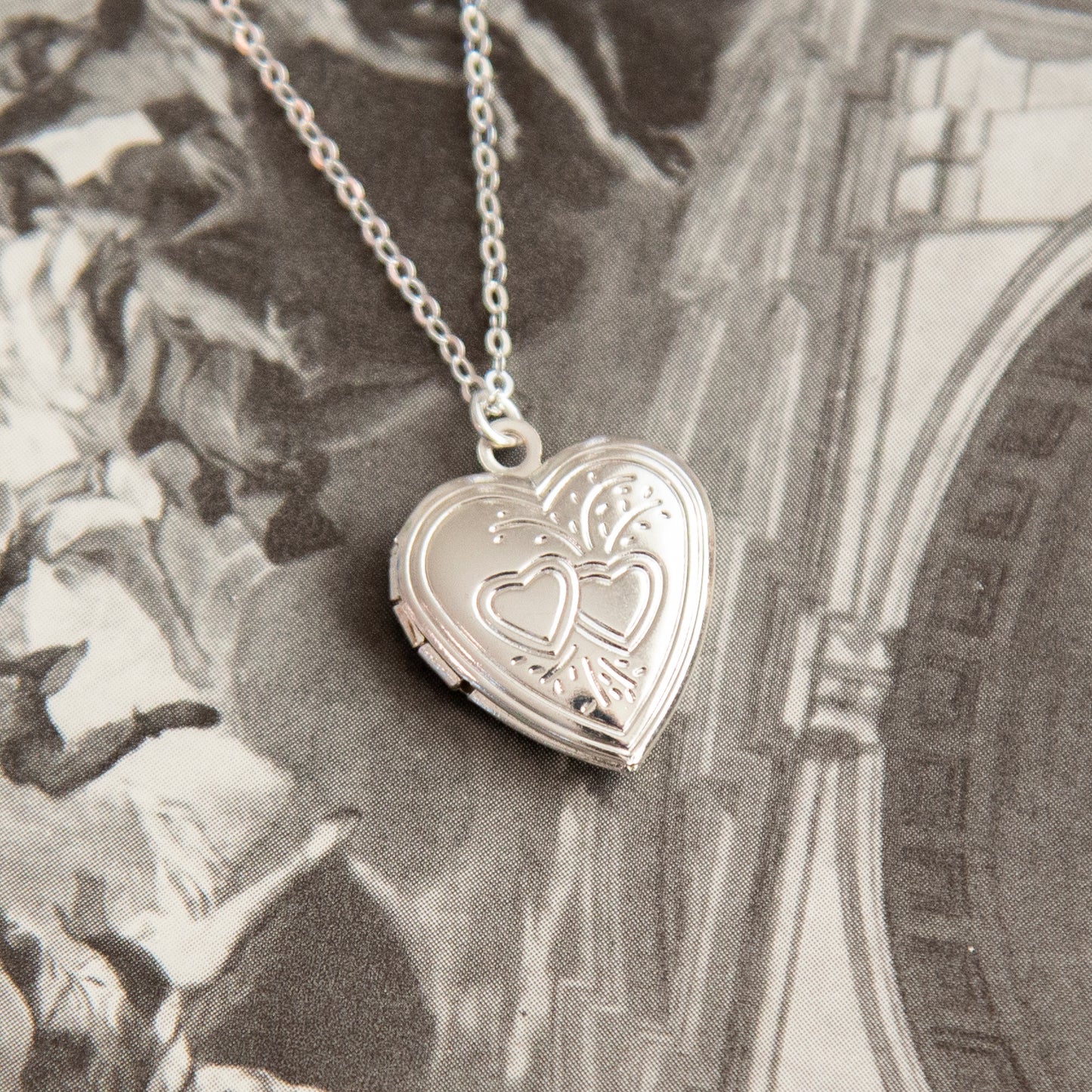 Vintage Silver Heart Locket Necklace