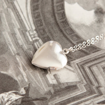 Vintage Silver Heart Locket Necklace
