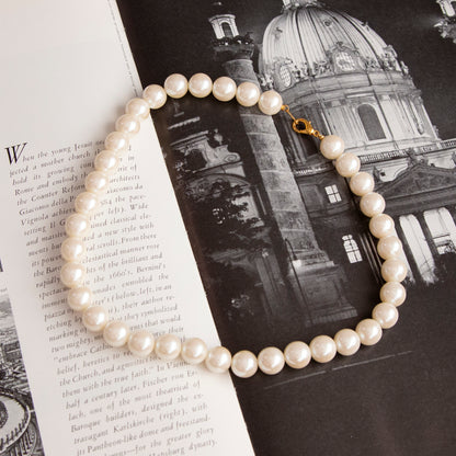 Vintage Chunky Pearl Necklace