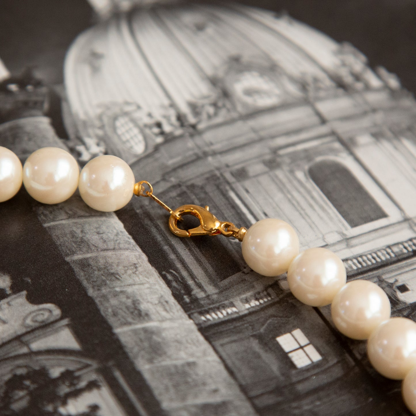 Vintage Chunky Pearl Necklace