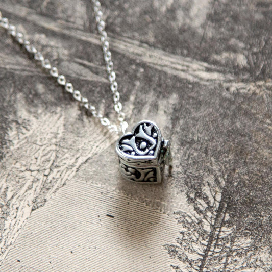 Vintage Silver Heart Box Locket Necklace